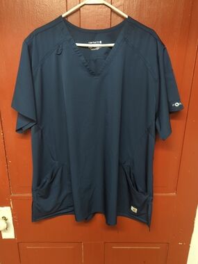 Force1 Men's Navy Short Sleeve V-Neck Scrub Top